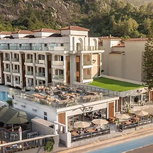**** Otel The Ivy Türkiye